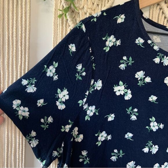 OLD NAVY Women’s Luxe Short Sleeve Crew Neck T-Shirt Blue Floral Size XXL - Picture 6 of 10